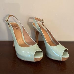 Designer shoes 6.5 Harley worn can easily read name on bottom of shoe sole